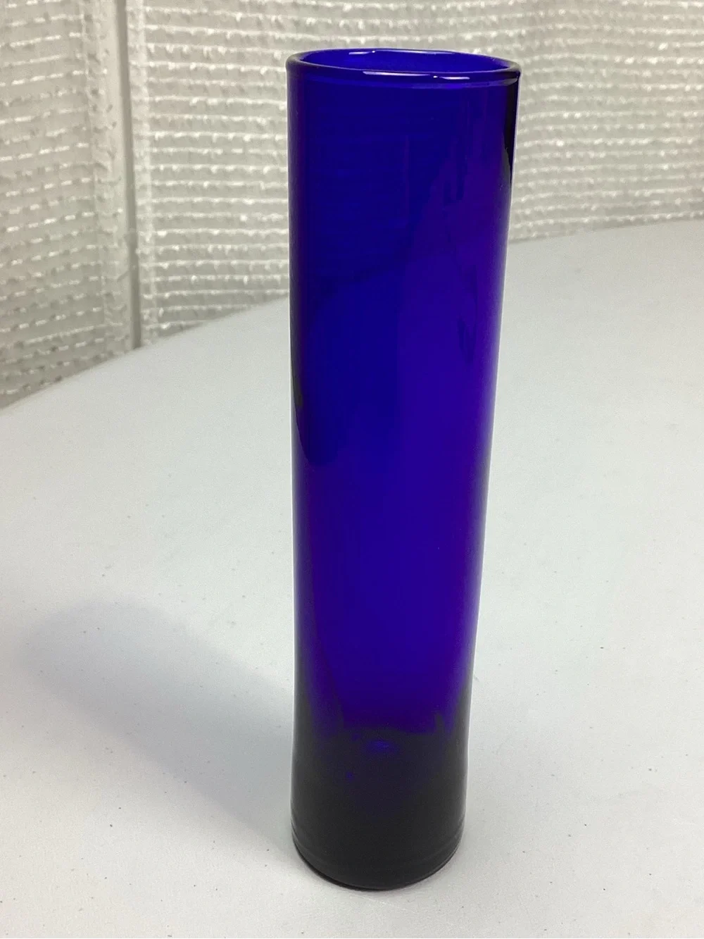 Vintage Cobalt Blue Glas Cylindrical Bud Flower Vase